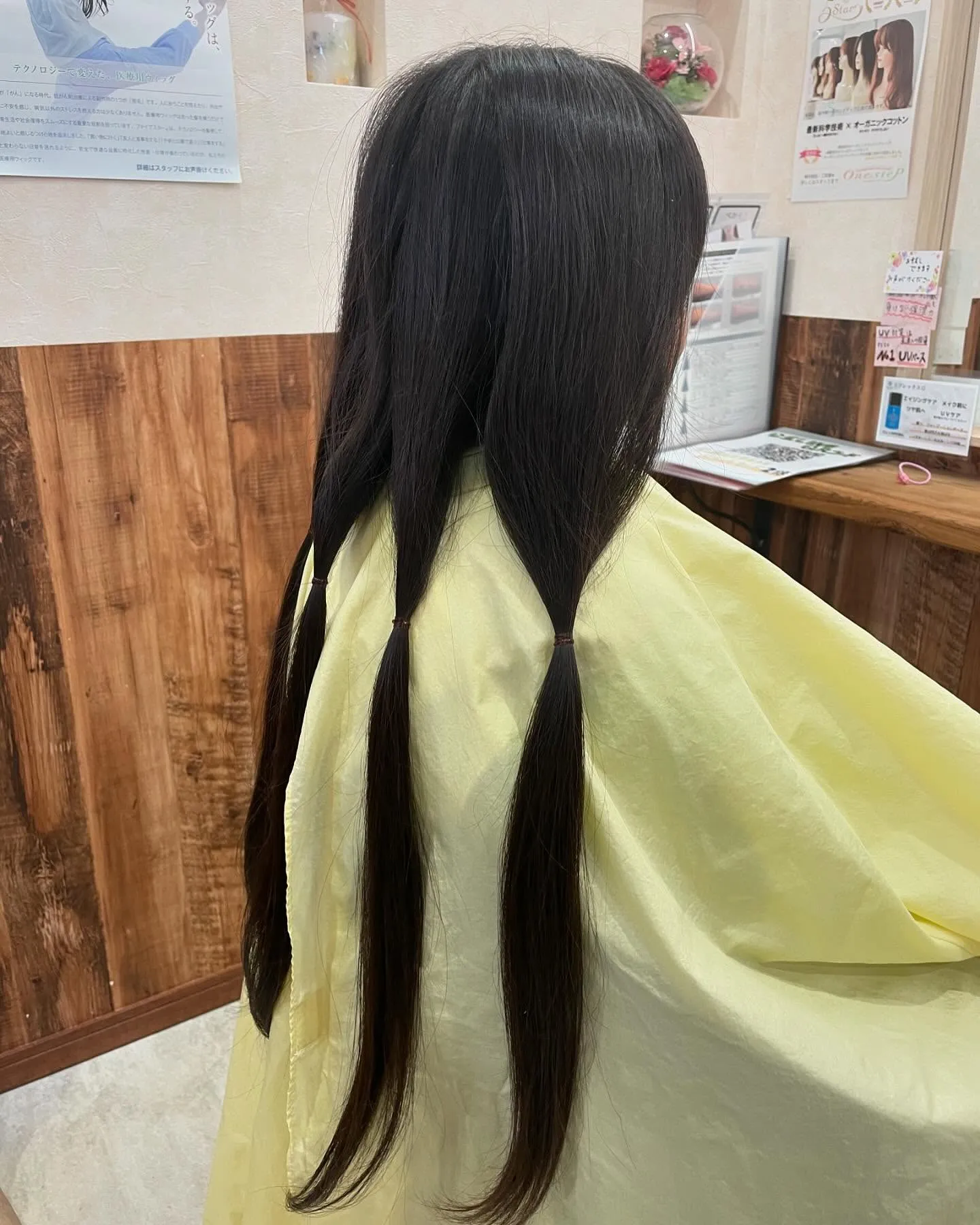 ヘアドネーションさせて頂きました。